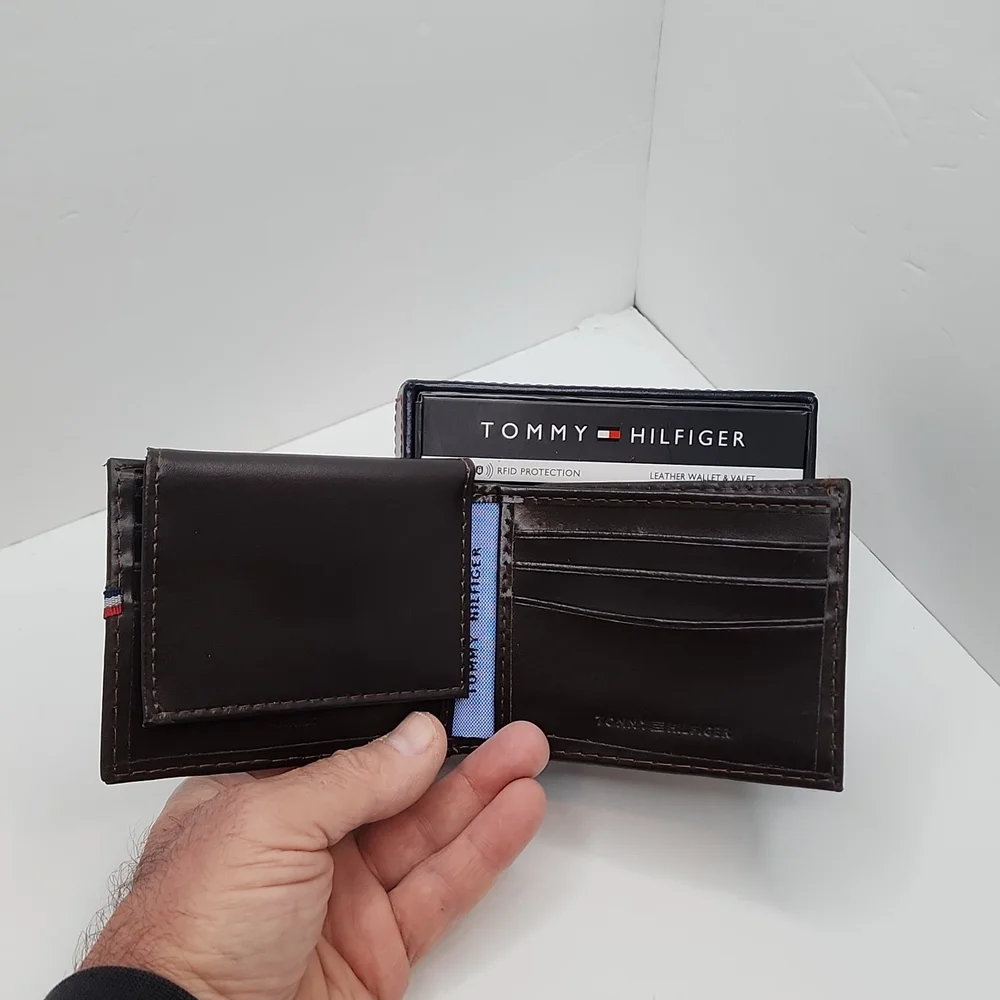 TOMMY HILFIGER, MENS WALLET DOUBLE FOLD, DARK BROWN,GENUINE LEATHER, BROWN COLOR